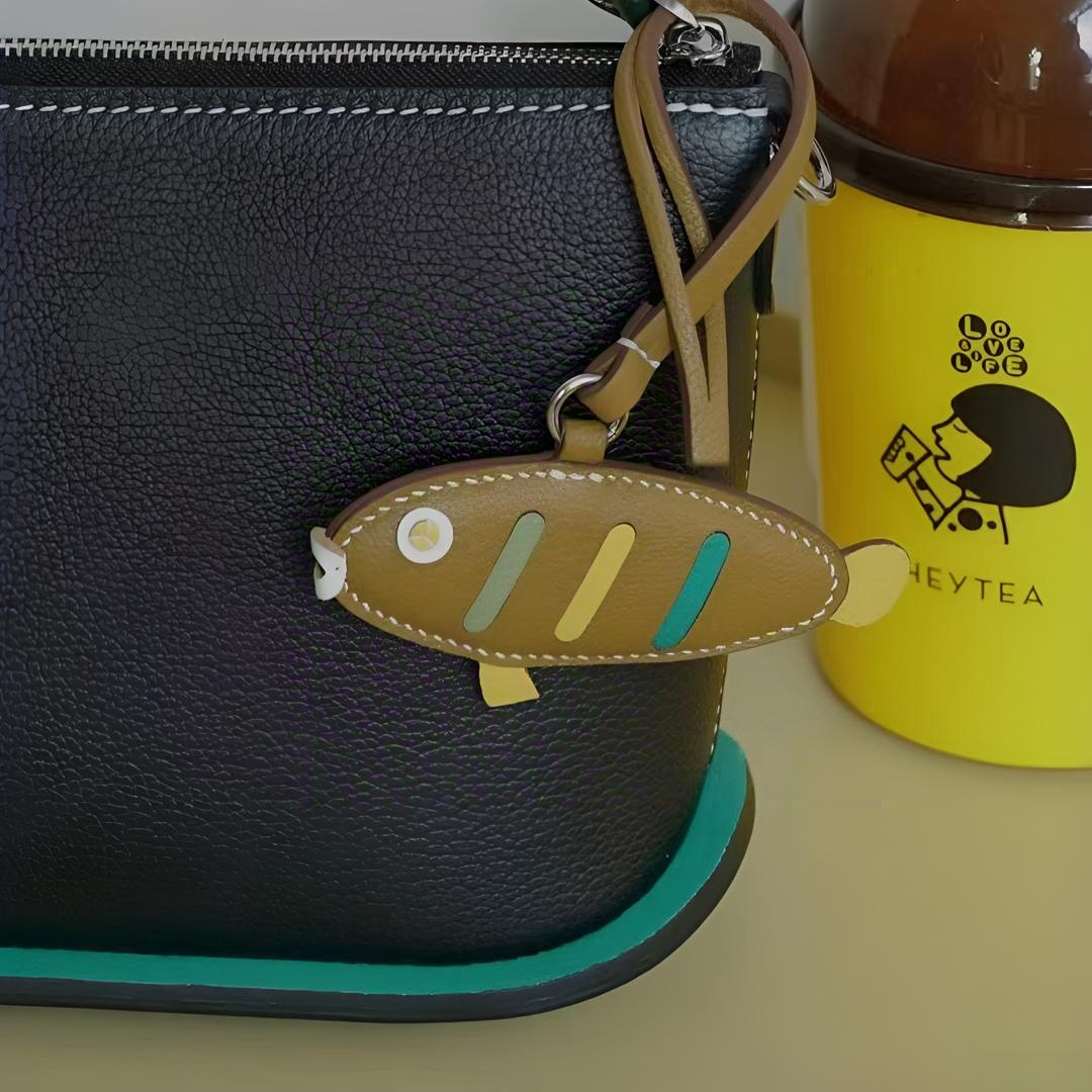 Small stick fish bag charm gift
keychain
birthday gift
Christmas gift