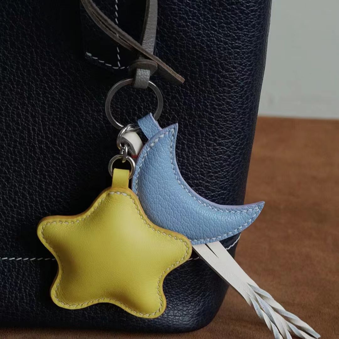 Wishing Star bag charm gift
birthday gift
festival gift
keychain