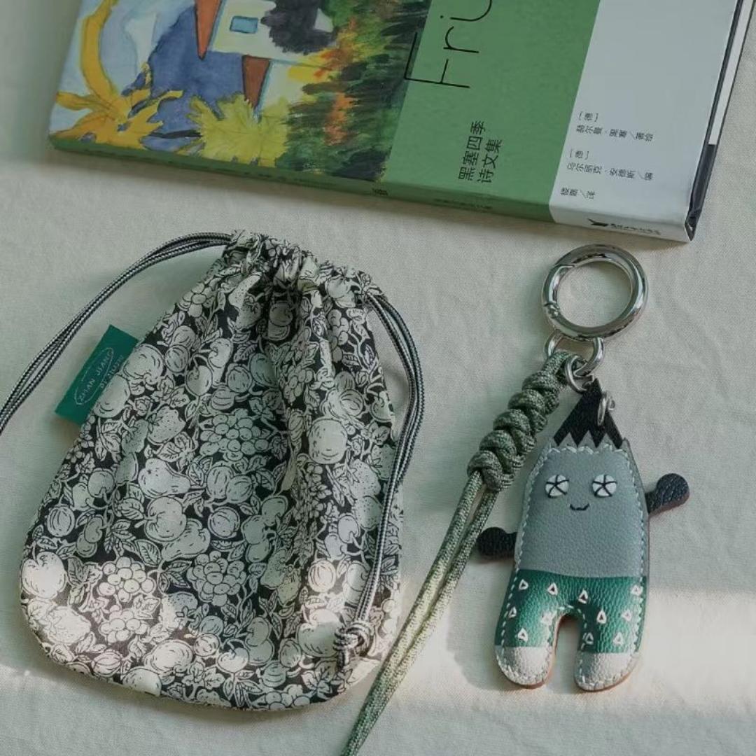 pencil bag charm gift
birthday gift
festival gift
keychain