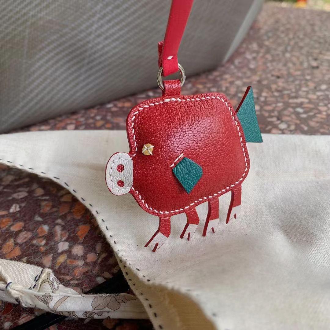 pig bag charm gift
birthday gift
festival gift
keychain