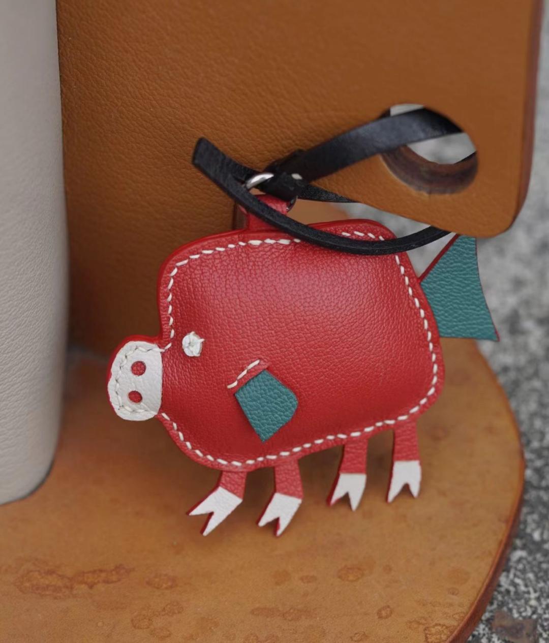 pig bag charm gift
birthday gift
festival gift
keychain