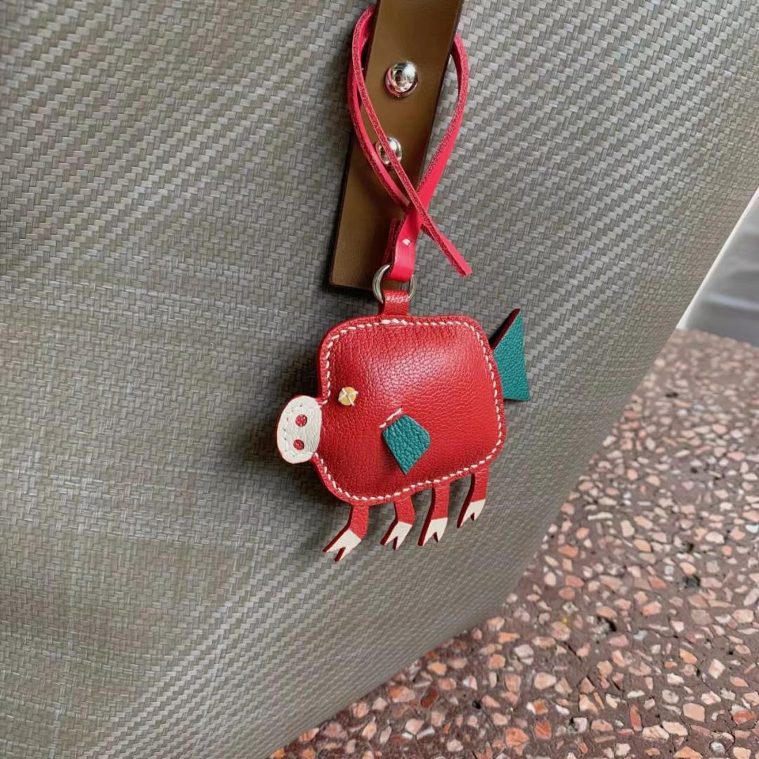 pig bag charm gift
birthday gift
festival gift
keychain