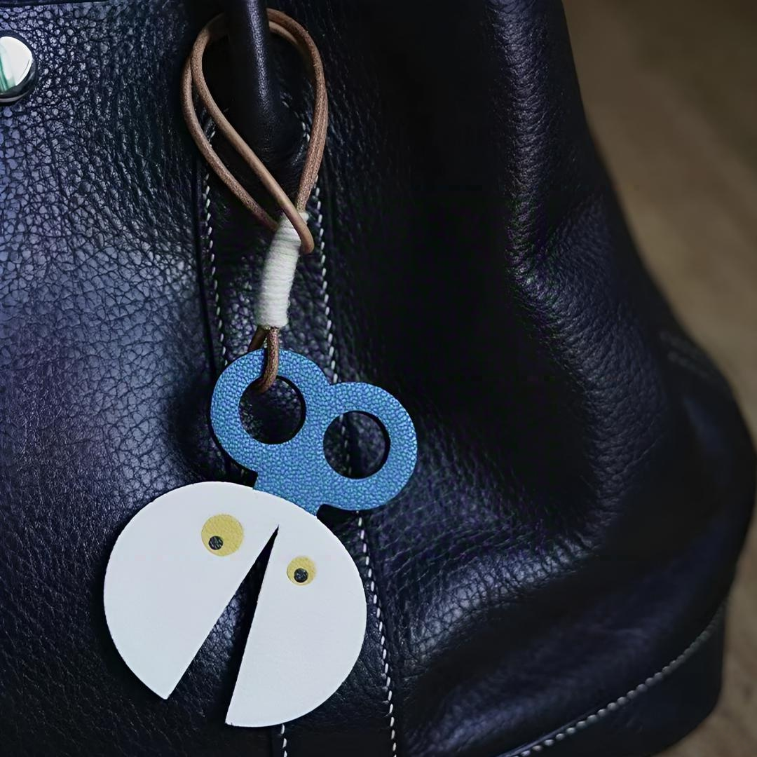 Beetle Scissors bag charm gift
keychain
birthday gift
Christmas gift