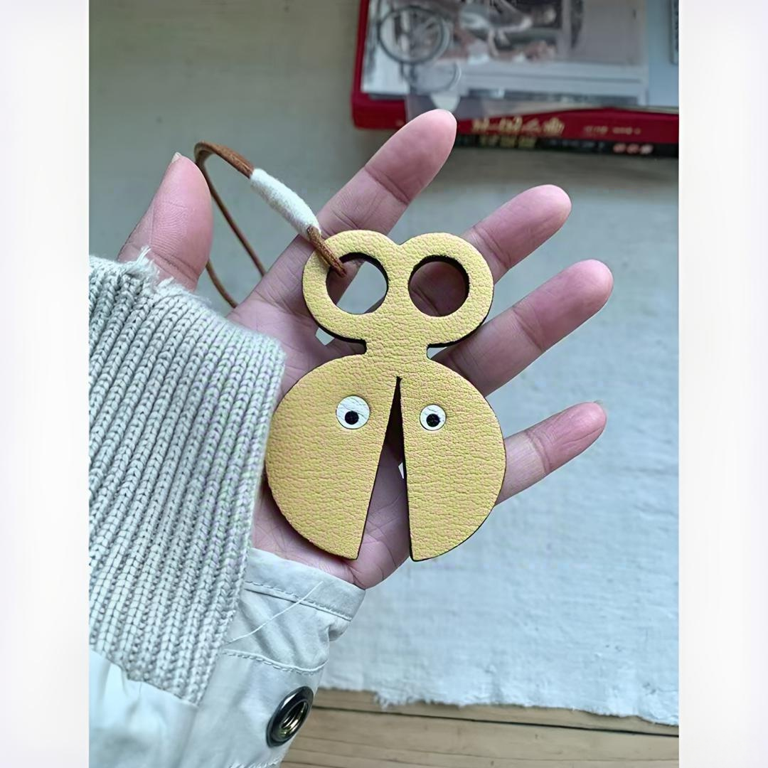 Beetle Scissors bag charm gift
keychain
birthday gift
Christmas gift