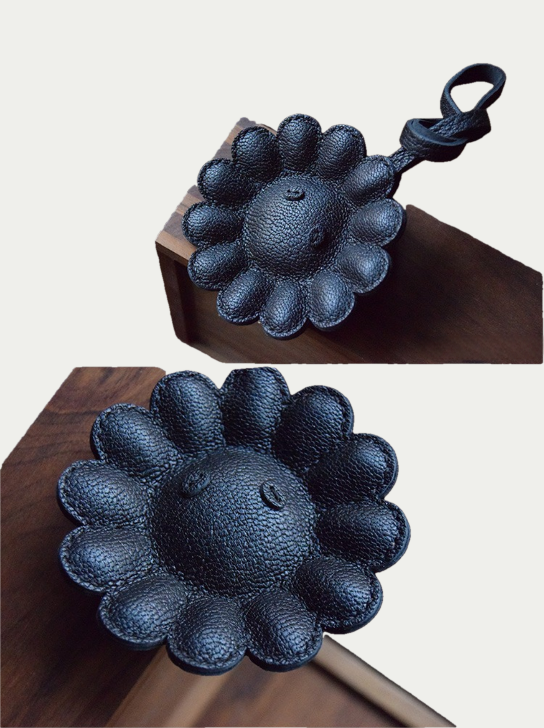 black flowers bag charm gift
luxury handmade gift set
leather flowers bag charm gift
French sheepskin handmade keychain