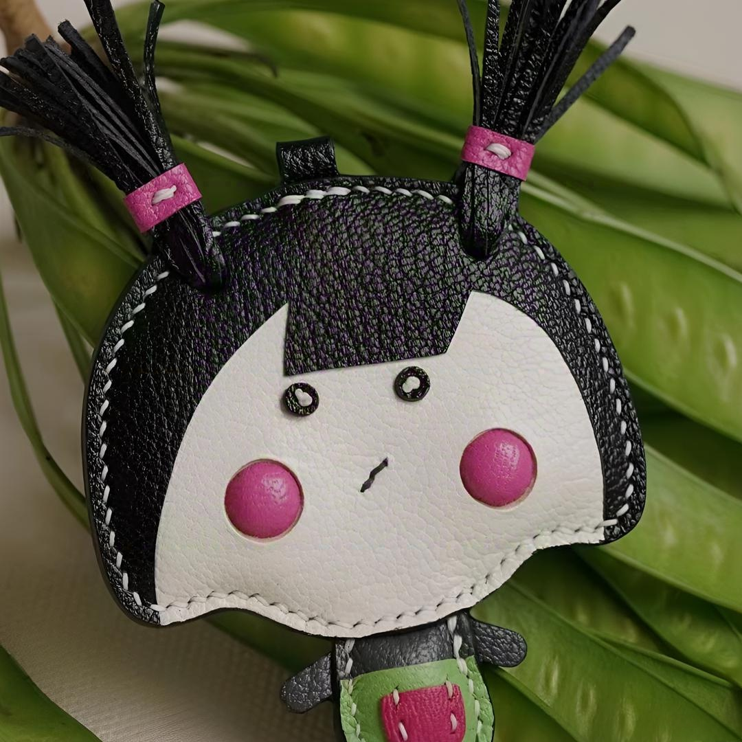 Braided dimple girl bag charm gift
keychain
birthday gift
Christmas gift