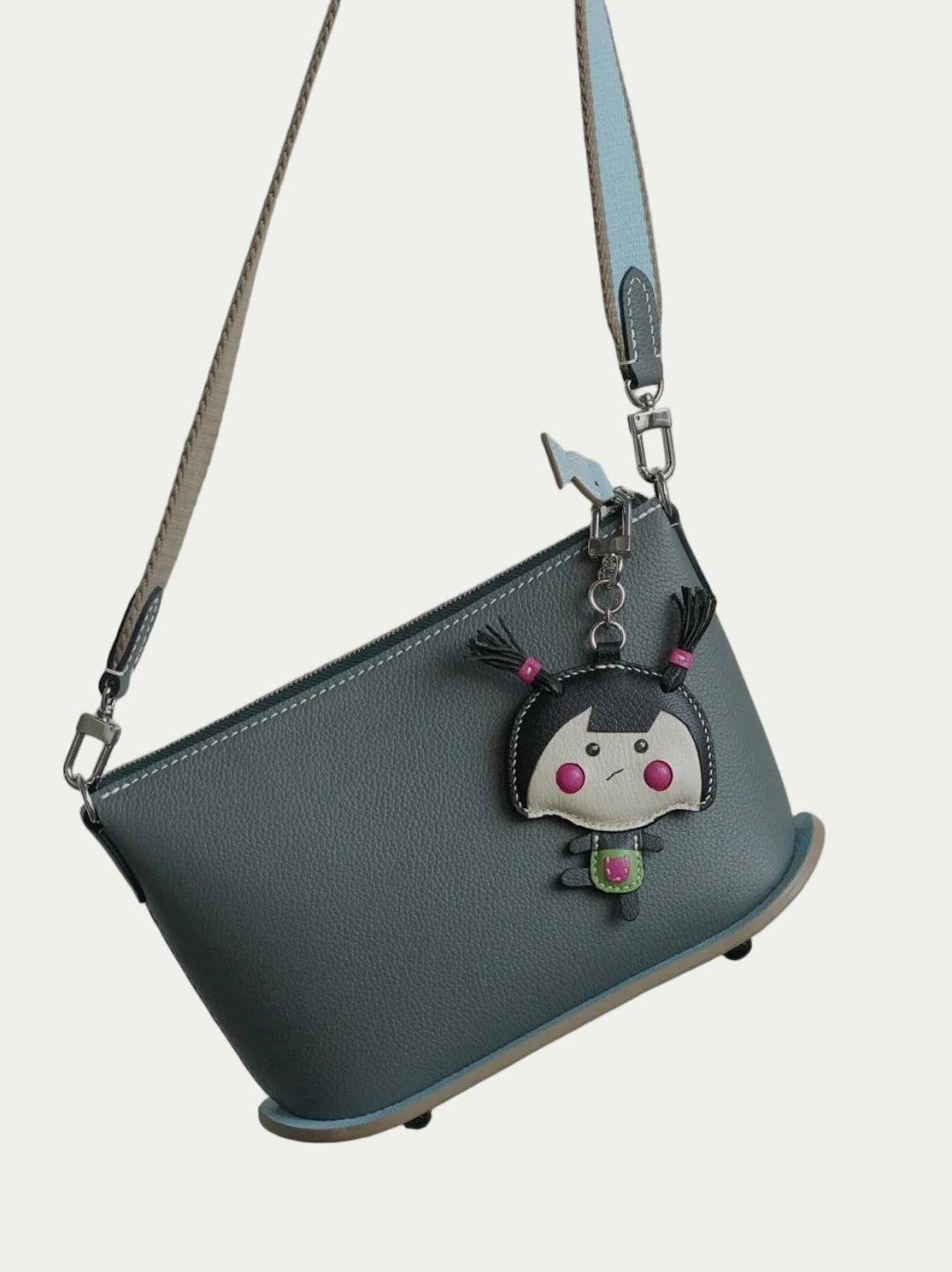 Braided dimple girl bag charm gift
keychain
birthday gift
Christmas gift