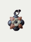 Brown flowers bag charm gift
luxury handmade gift set
leather flowers bag charm gift
French sheepskin handmade keychain