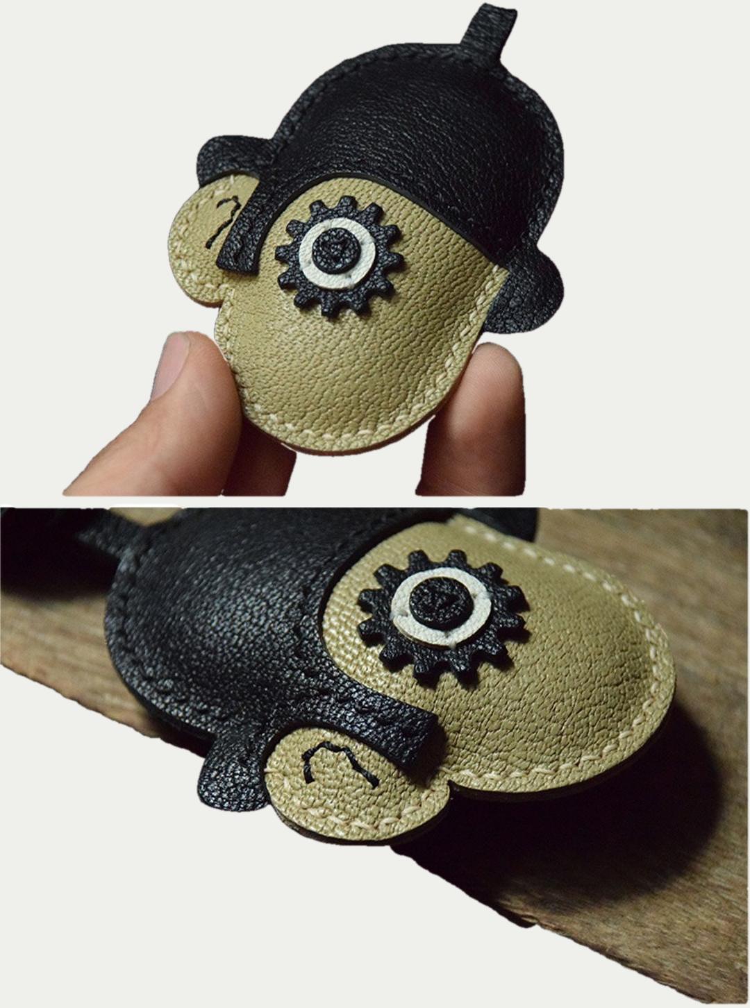 Clockwork Man bag charm gift
﻿French sheepskin 
handmade keychain
fashion coordination