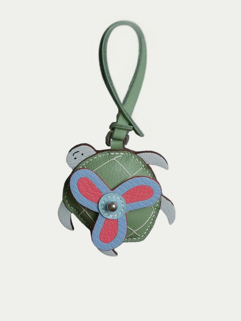 handmade Fan Turtle bag charm gift
Christmas gifts 
birthday gifts for her
Valentine's Day gift ideas
keychain
