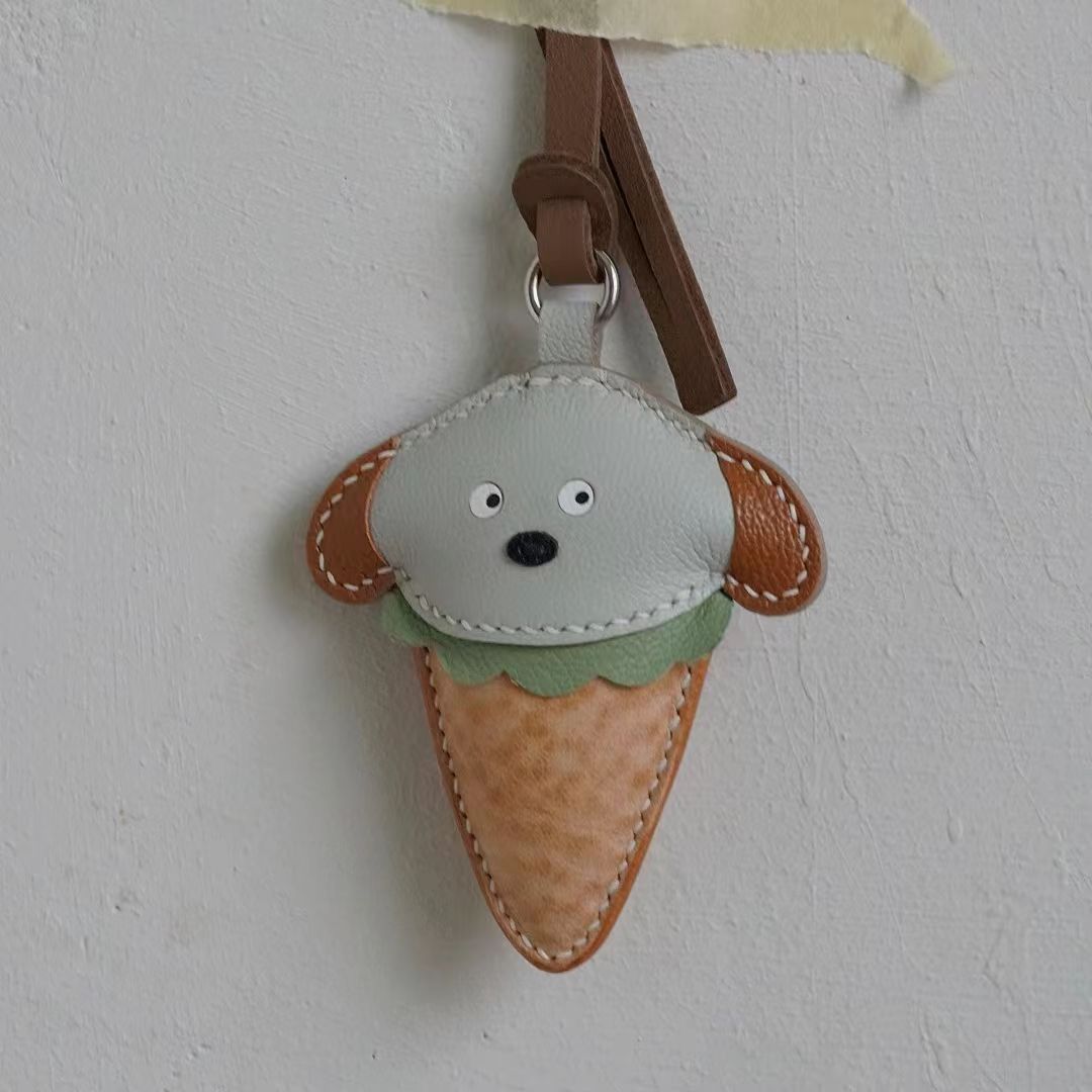 Ice Cream Themed Dog Bag Charm
Unique birthday gift 
Kawaii  gift for kids