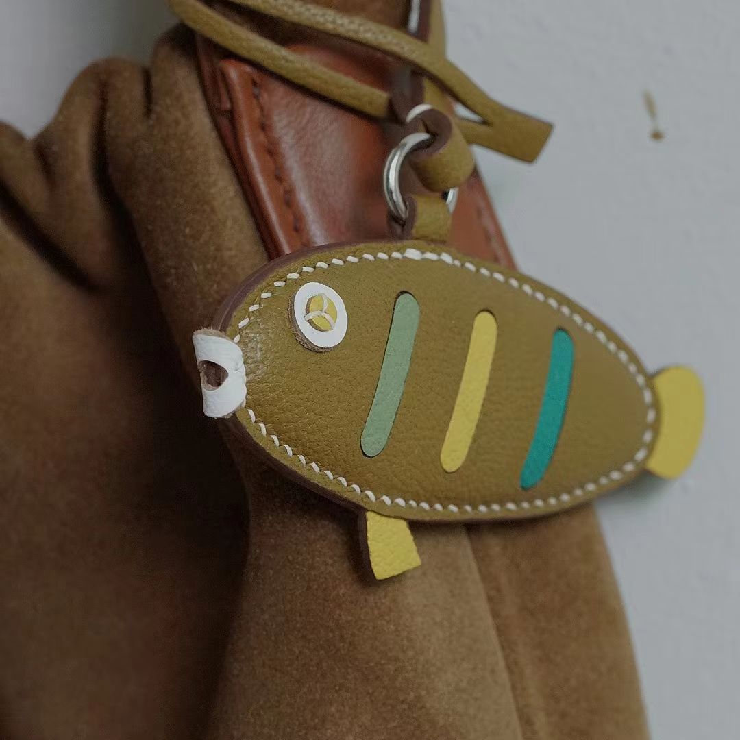 Small stick fish bag charm gift
keychain
birthday gift
Christmas gift