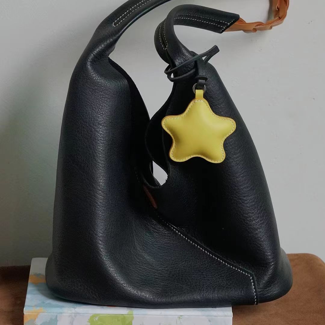 Wishing Star bag charm gift
birthday gift
festival gift
keychain