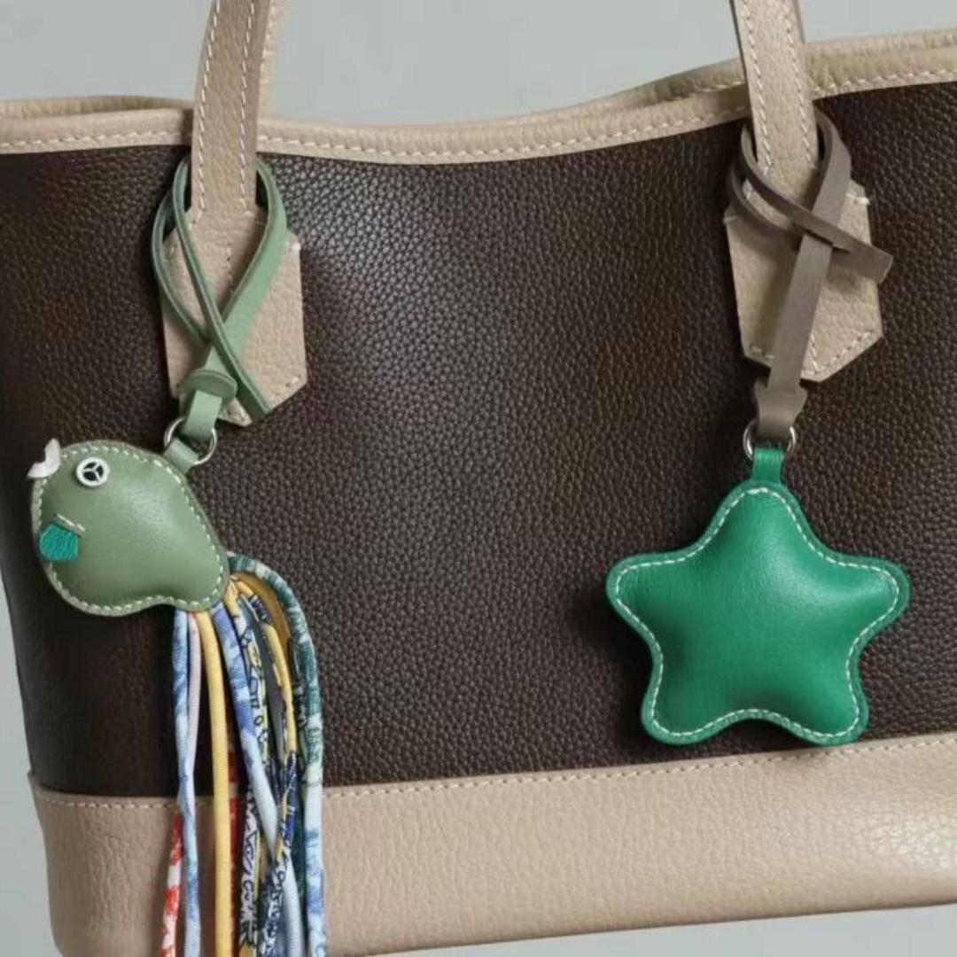 Wishing Star bag charm gift
birthday gift
festival gift
keychain