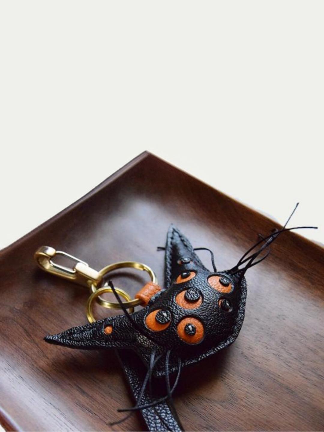 Handmade French Lambskin Cat Bag Charm for Women
Cute Genuine Sheepskin Cat Keychain Bag Pendant
Luxury Soft Leather Cat Bag Accessory Gift
Minimalist Handcrafted Cat Bag Ornament
Adorable Kitten Design Lambskin Bag Charm
Gift for Cat Lovers
Soft Lambskin Cat Charm
French Lambskin Cat Bag Charm
Handmade Cat Bag Charm
Genuine Sheepskin Cat Keychain
Handcrafted Leather Cat Bag Pendant
Luxury Cat Bag Accessory