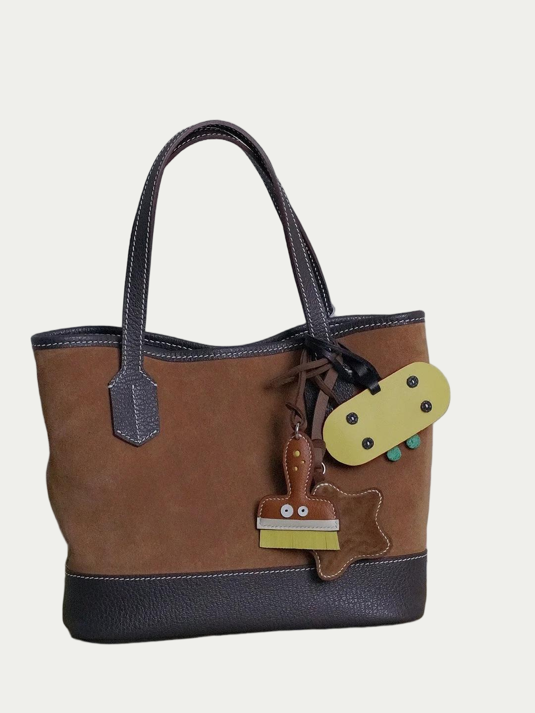 brush bag charm gift
Halloween makeup brush keychain
Kawaii cleaning brush charm gift