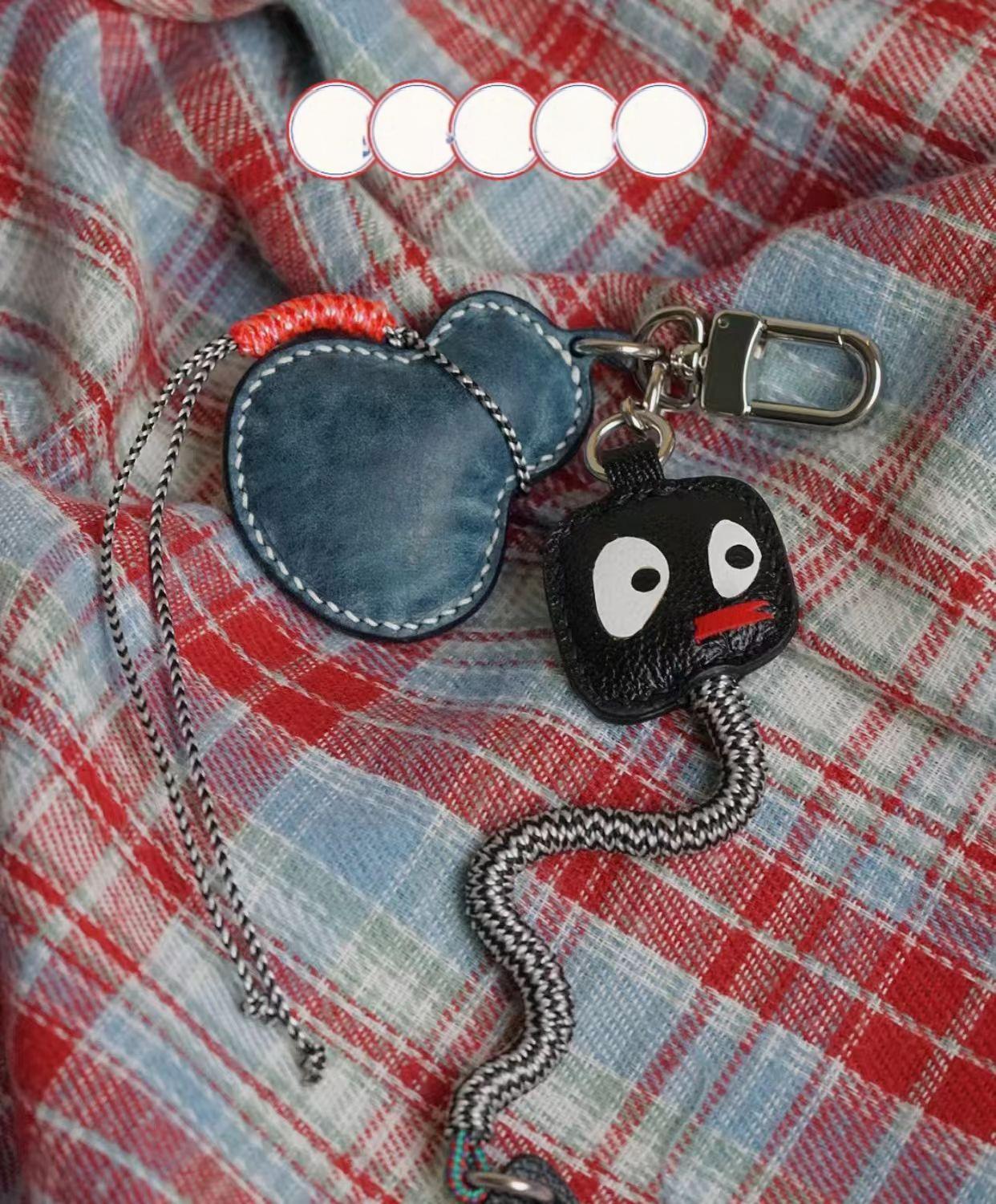 calabash bag charm gift
birthday gift
festival gift
keychain
﻿