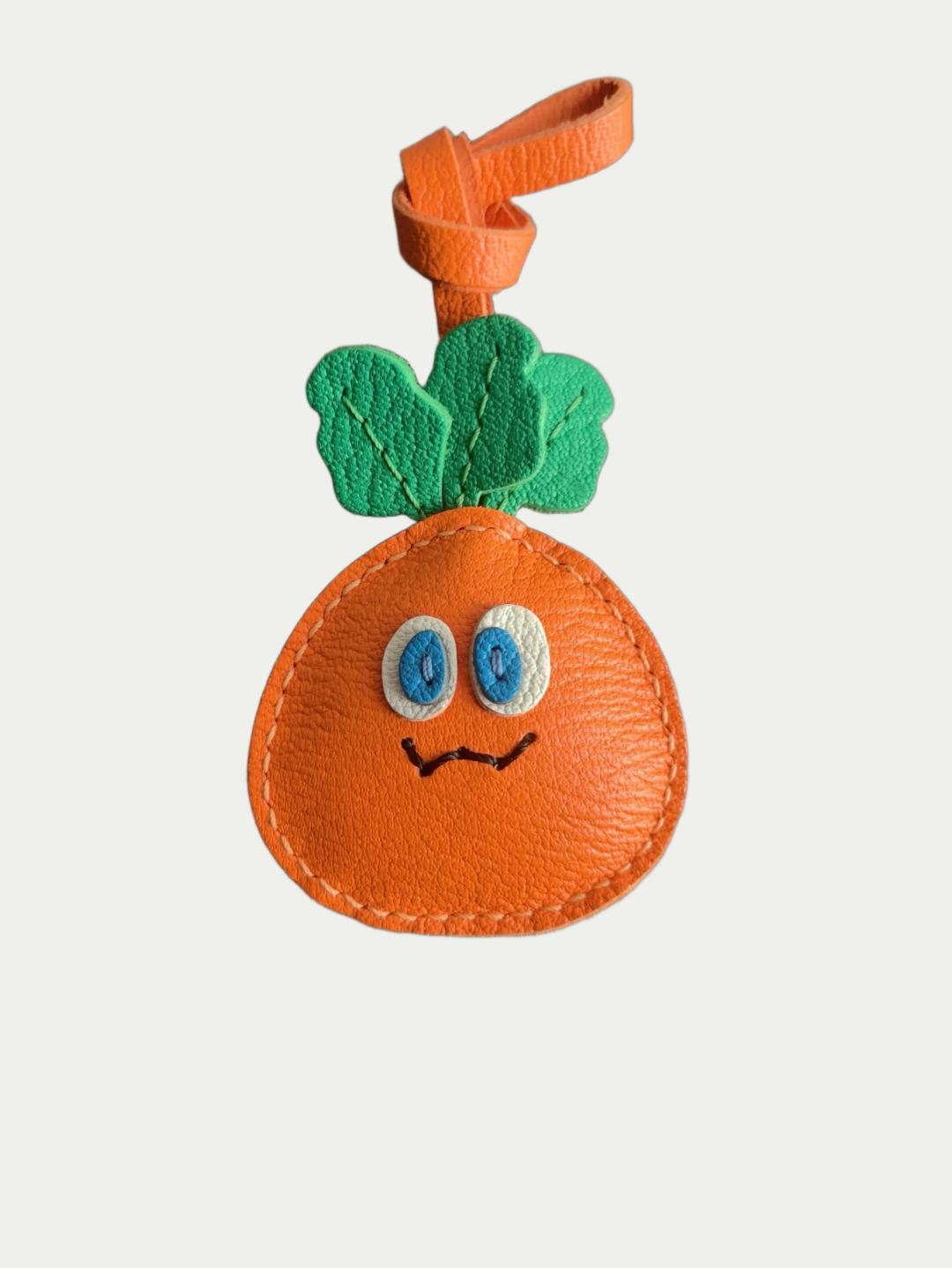 Soft sheepskin carrot bag charm
Handmade French sheepskin carrot bag charm
French lambskin carrot keychain bag charm
Gift carrot bag charm for women
﻿