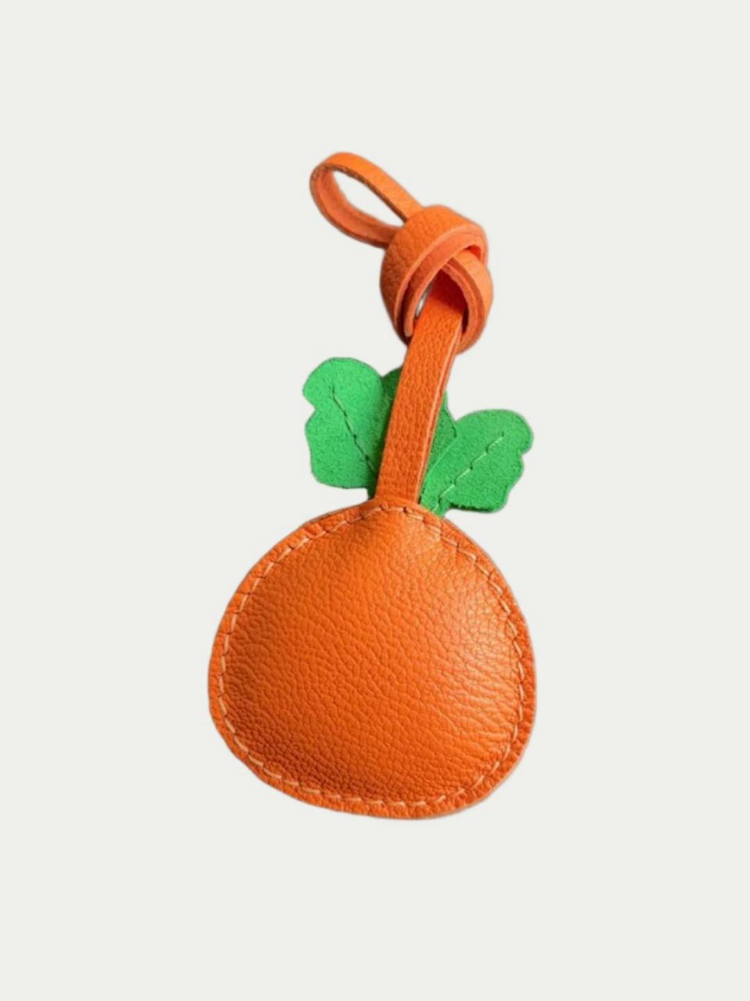 Soft sheepskin carrot bag charm
Handmade French sheepskin carrot bag charm
French lambskin carrot keychain bag charm
Gift carrot bag charm for women
﻿