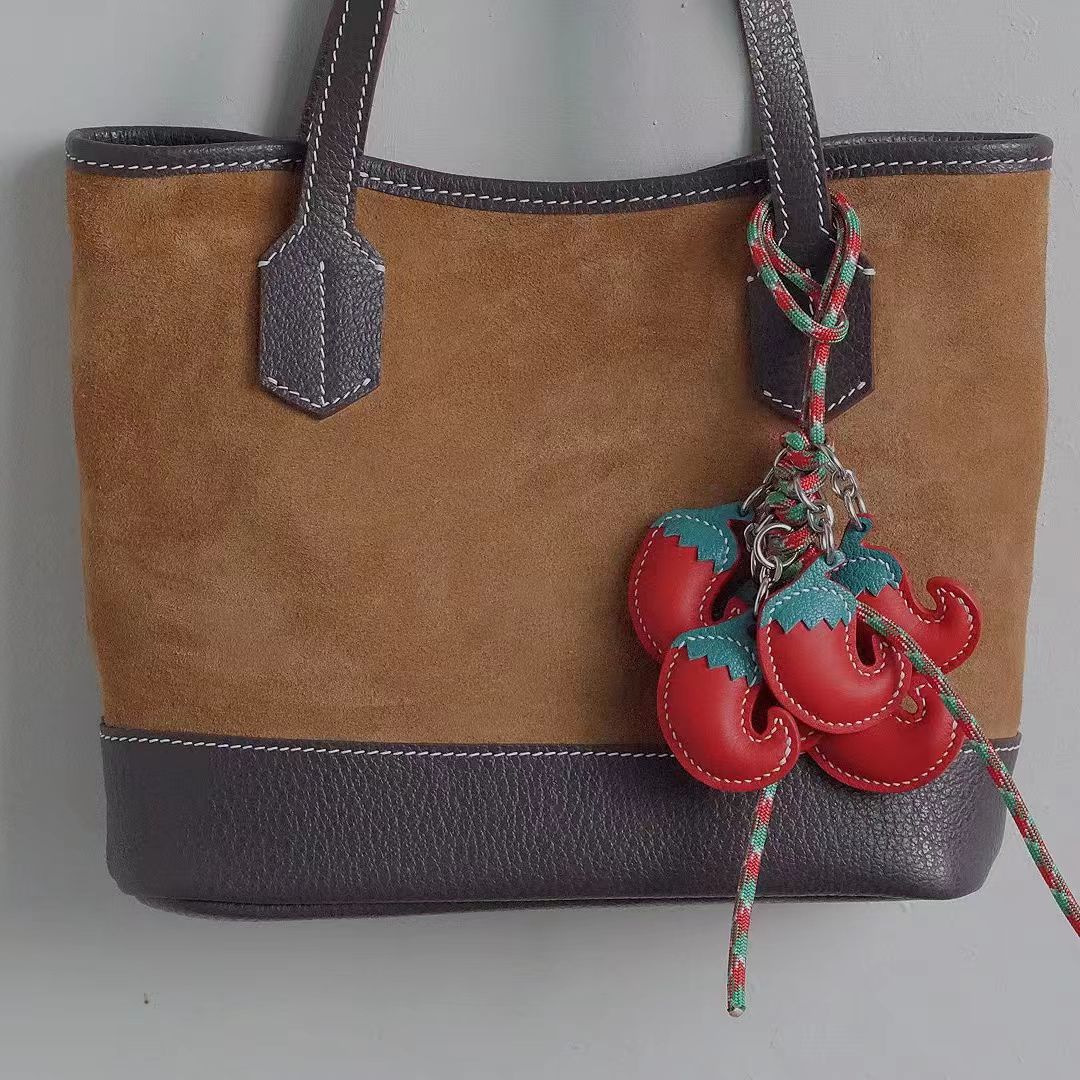 chilli bag charm gift
birthday gift
festival gift
keychain
﻿