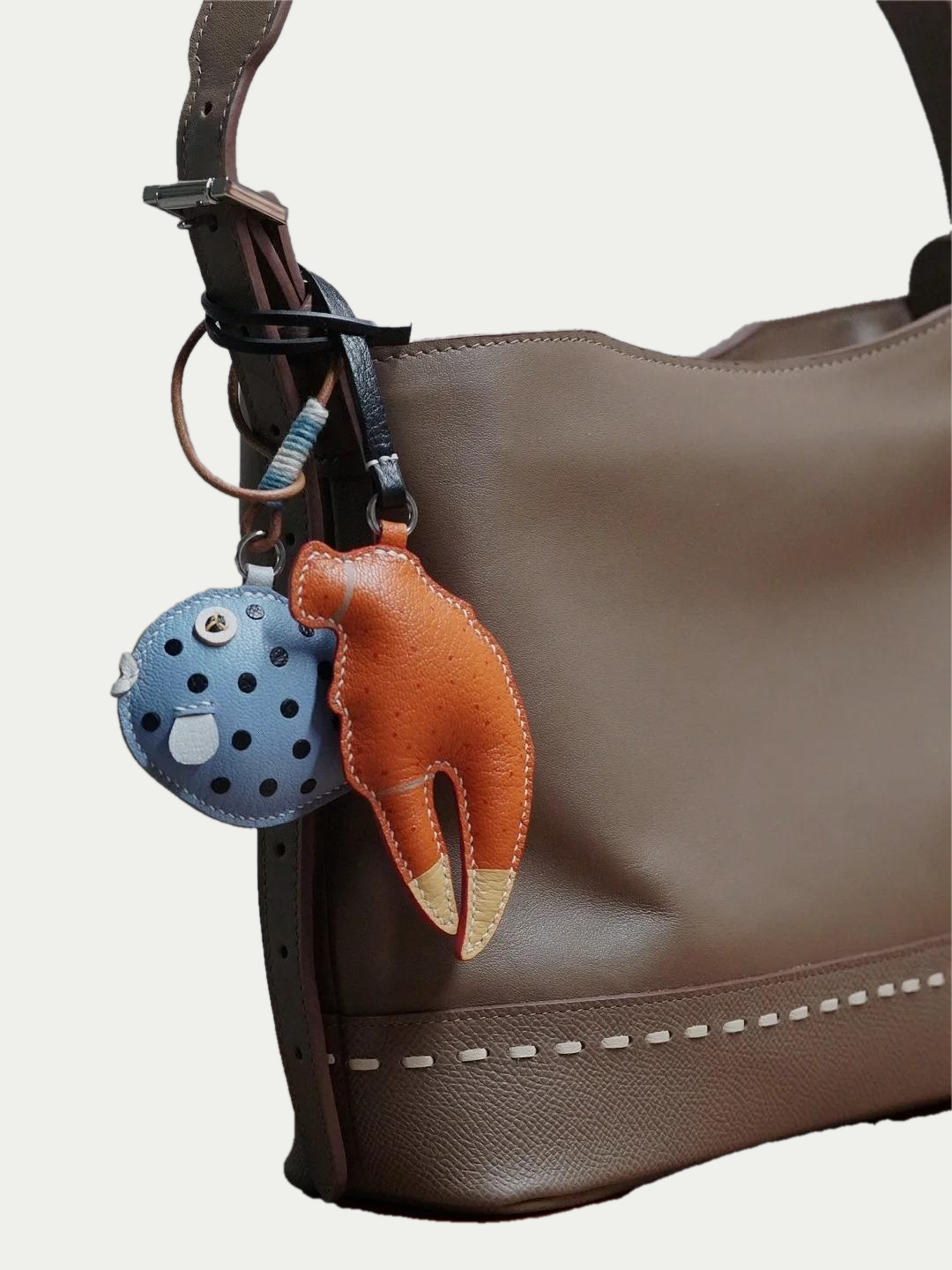 handmade crab claw bag charm gift
Christmas gifts 2025
birthday gifts for her
Valentine's Day gift ideas