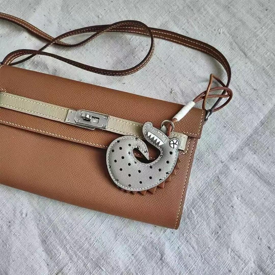 crocodile bag charm gift
birthday gift
festival gift
keychain