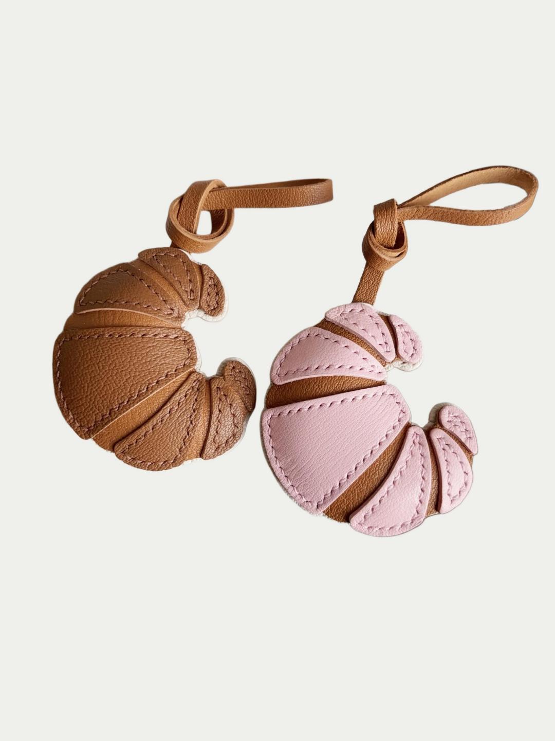 Handcrafted French Leather croissant Keychain Bag Accessory
French Handmade Sheepskin croissant Bag Charm
Luxury French Sheepskin croissant Bag Pendant Gift
Hand-stitched French Lambskin croissant Bag Charm for Women
Gift for fashion lover