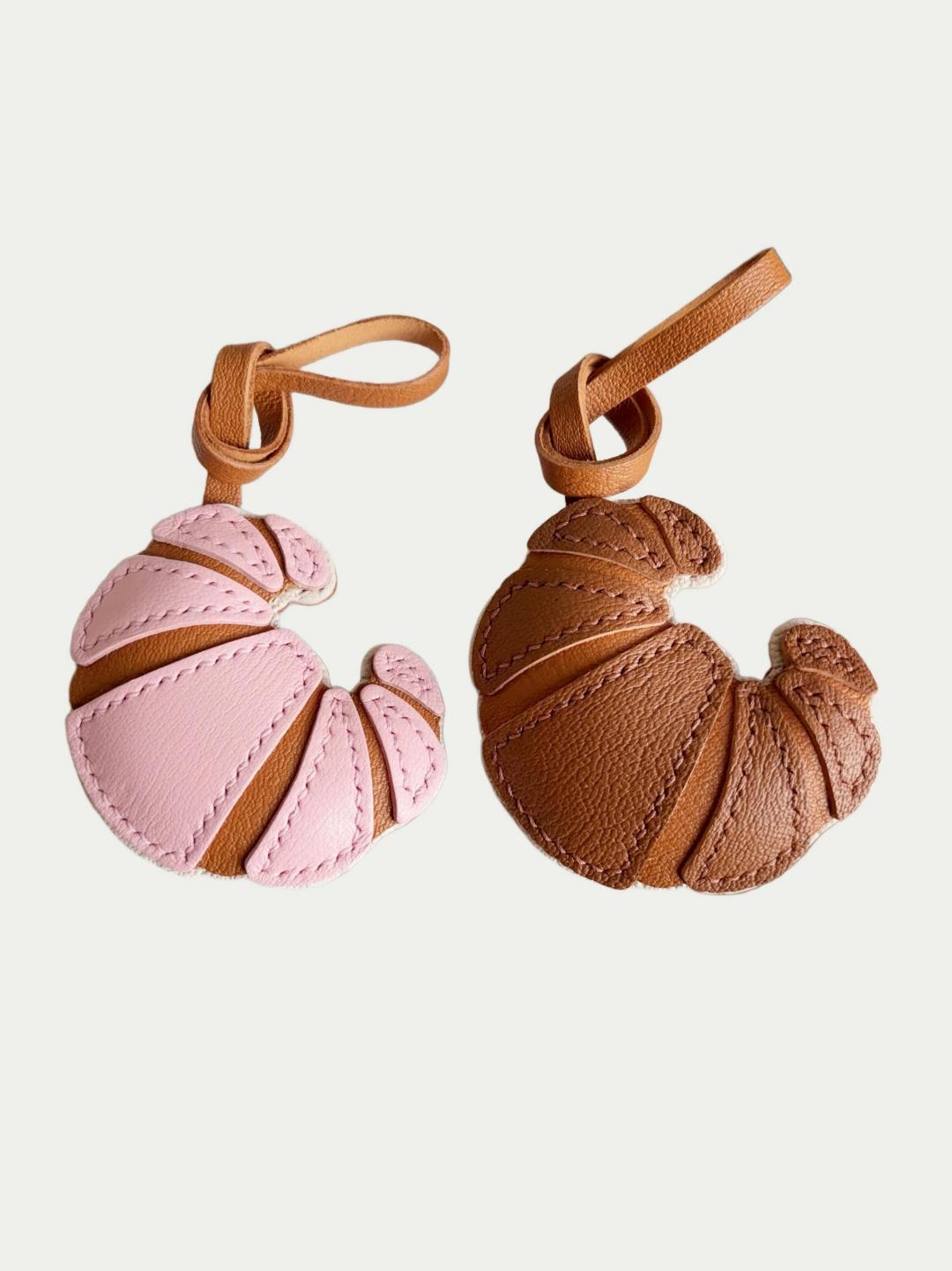 Handcrafted French Leather croissant Keychain Bag Accessory
French Handmade Sheepskin croissant Bag Charm
Luxury French Sheepskin croissant Bag Pendant Gift
Hand-stitched French Lambskin croissant Bag Charm for Women
Gift for fashion lover