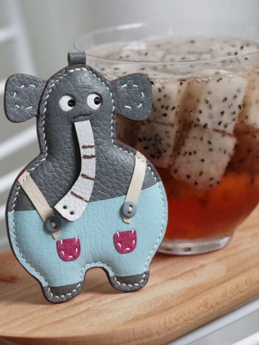 elephant pants charm gift
festival bag charms
christmas gift bag charm