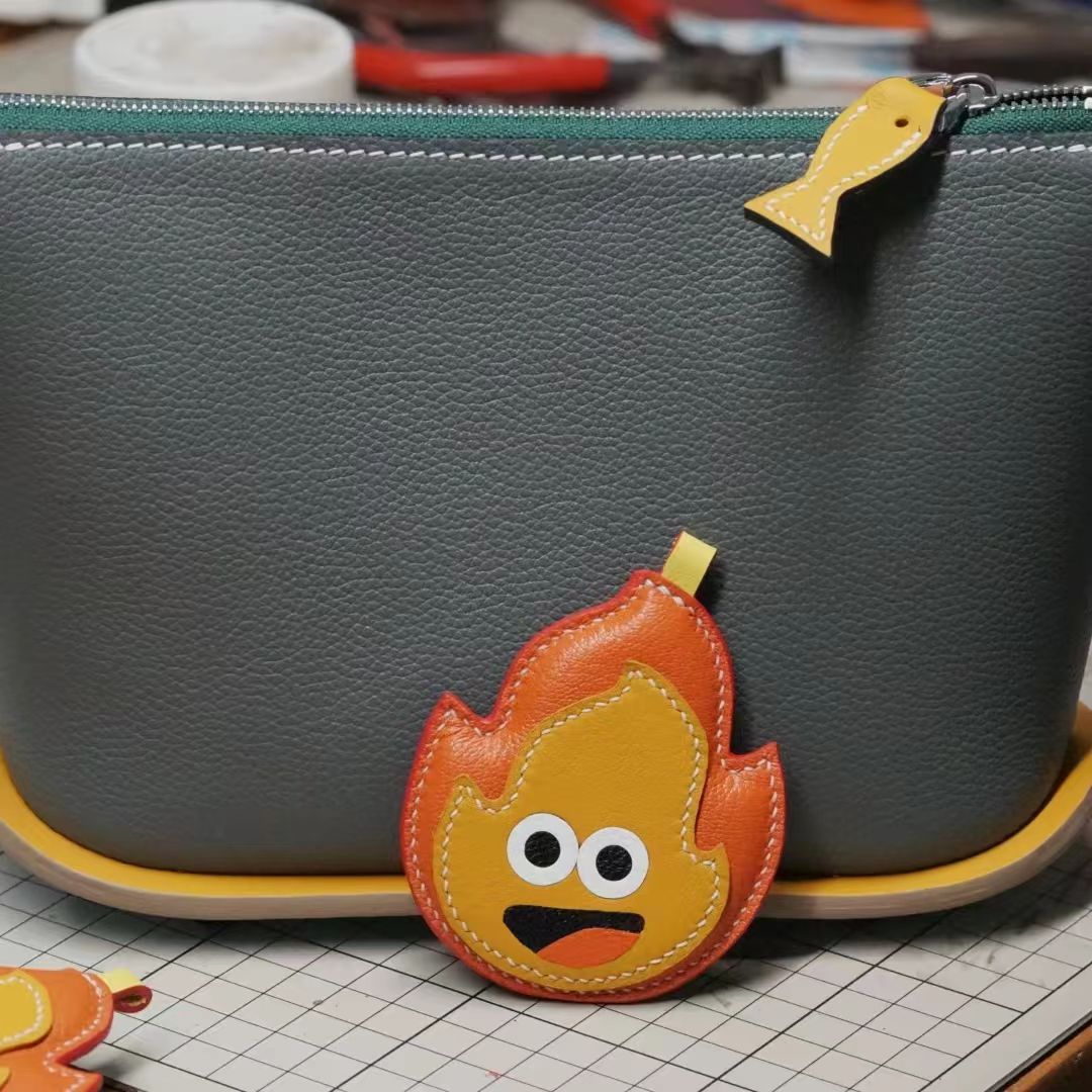 flame bag charm gift
birthday gift
festival gift
keychain