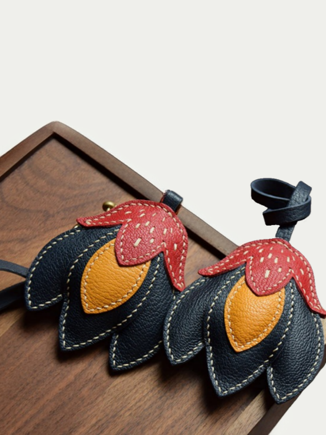 flower  bag charm gift
luxury handmade gift set
French sheepskin handmade keychain