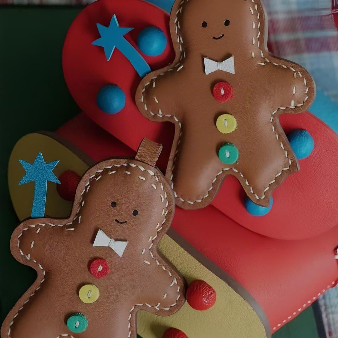 gingerbread man bag charm gift
keychain
birthday gift
Christmas gift