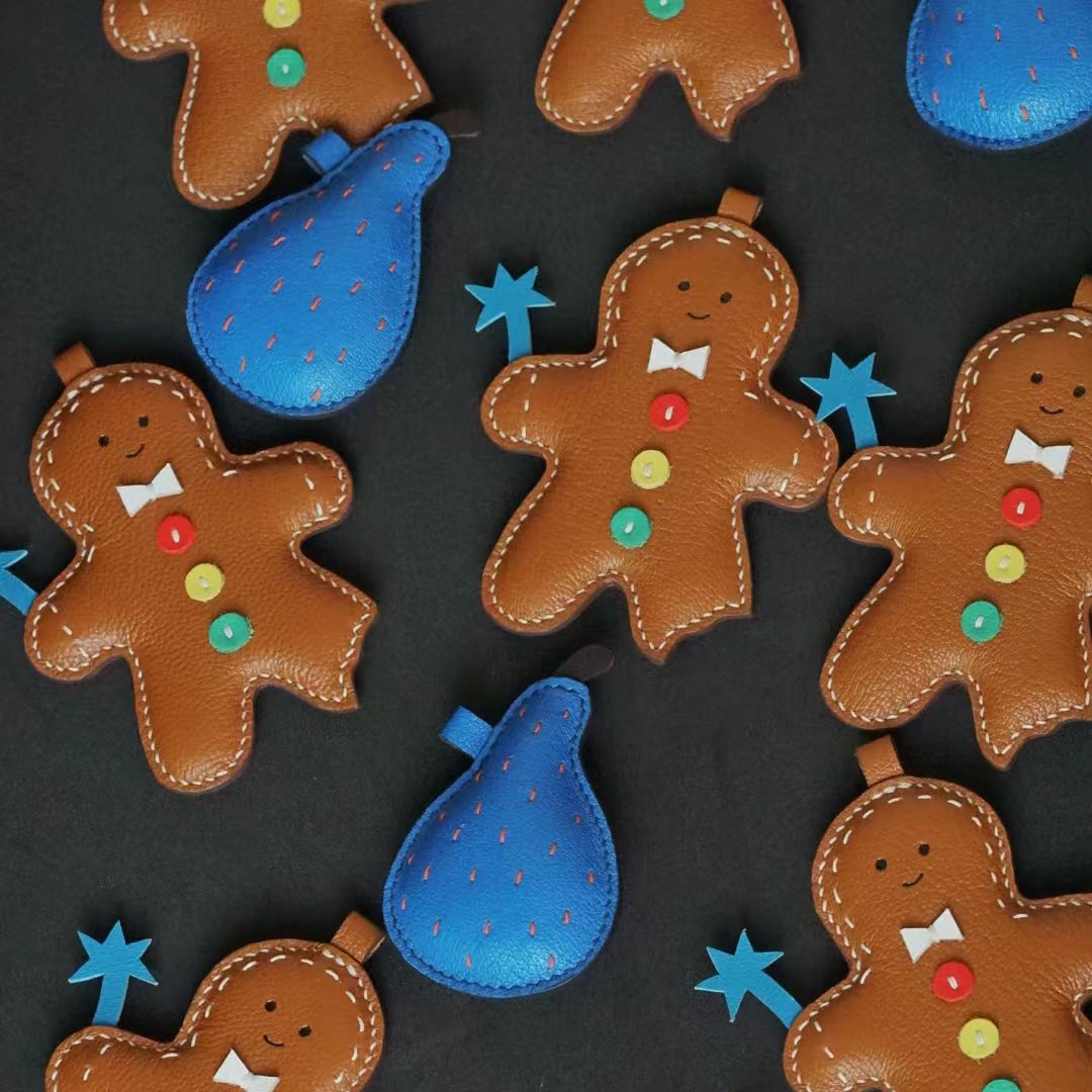 gingerbread man bag charm gift
keychain
birthday gift
Christmas gift
