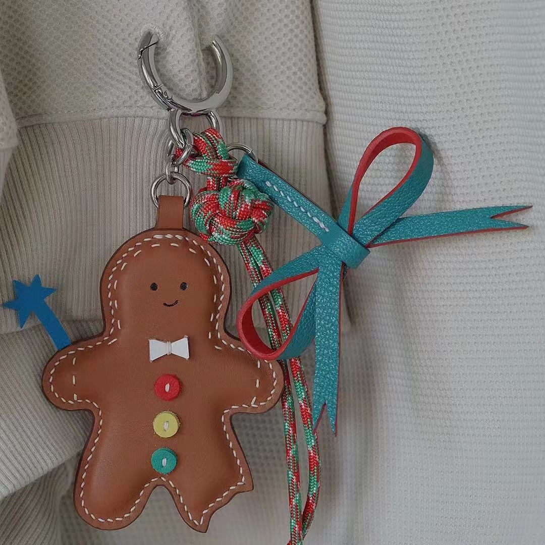 gingerbread man bag charm gift
keychain
birthday gift
Christmas gift