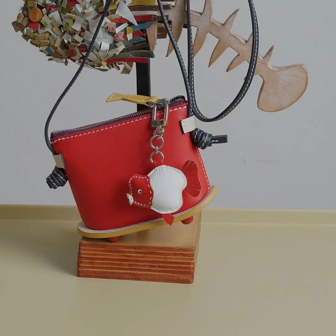handmade Fan goldfish charm gift
Christmas gifts 
birthday gifts for her
Valentine's Day gift ideas
keychain