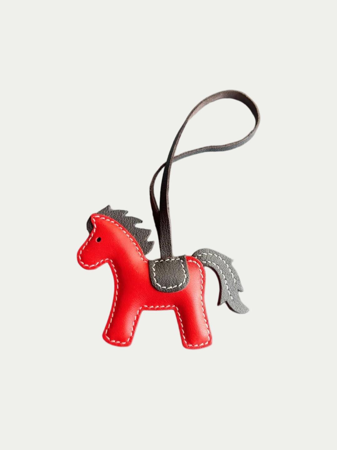 Birthday gift horse leather bag charm
Handmade French lambskin horse bag charm
Genuine sheepskin pony bag charm for handbag
Cute horse bag charm handmade leather
Luxury French lambskin horse bag pendant
Soft sheepskin horse keychain bag charm
French lambskin horse bag charm