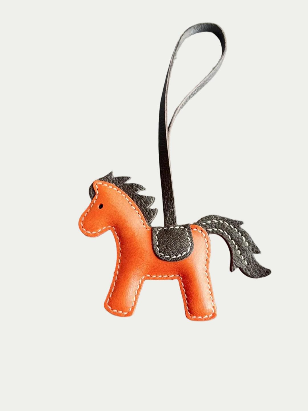 Birthday gift horse leather bag charm
Handmade French lambskin horse bag charm
Genuine sheepskin pony bag charm for handbag
Cute horse bag charm handmade leather
Luxury French lambskin horse bag pendant
Soft sheepskin horse keychain bag charm
French lambskin horse bag charm