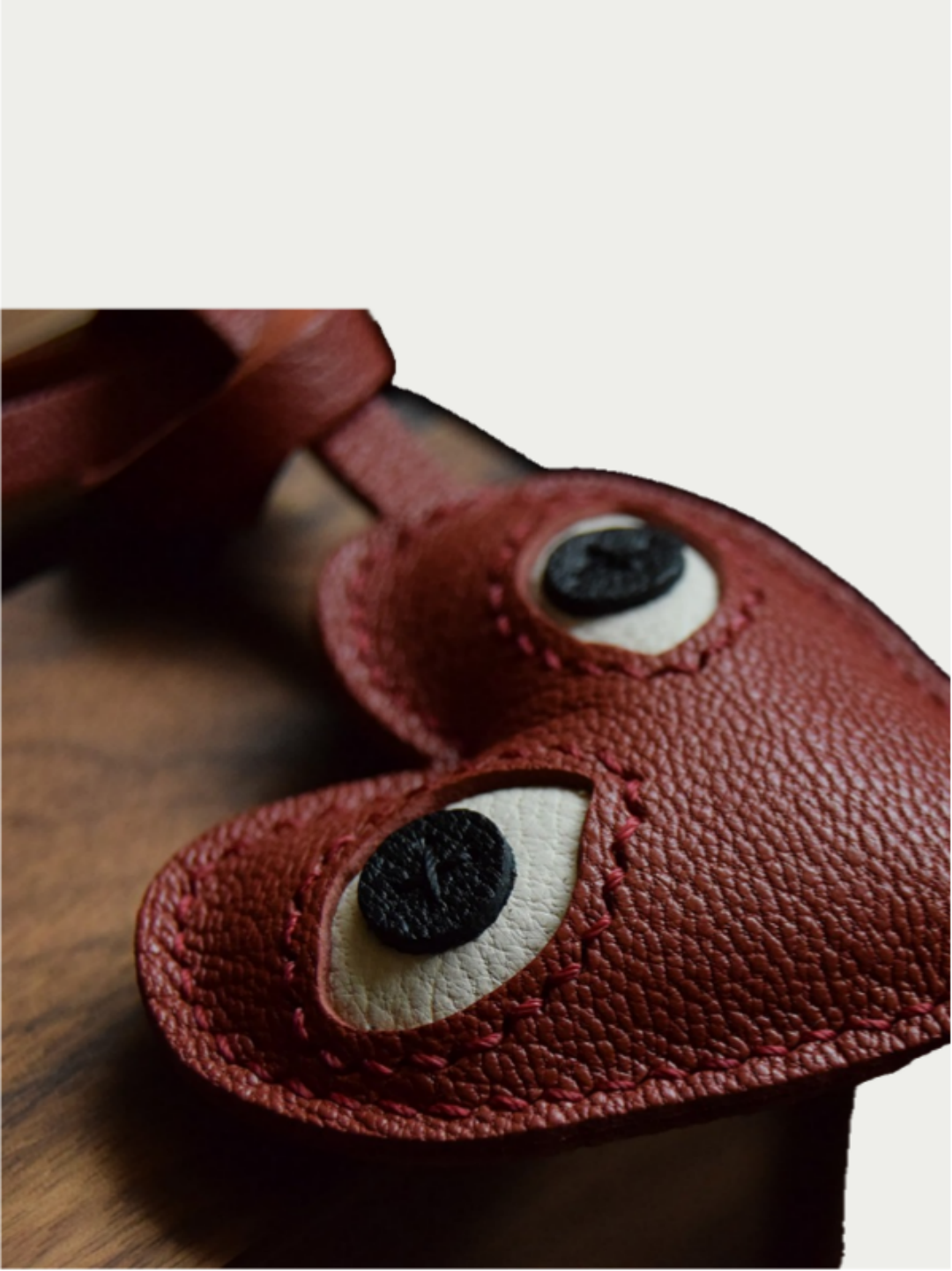 love bag charm gift
luxury handmade gift set
French sheepskin handmade keychain