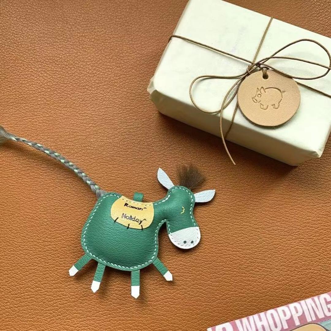 pony bag charm gift
birthday gift
festival gift
keychain