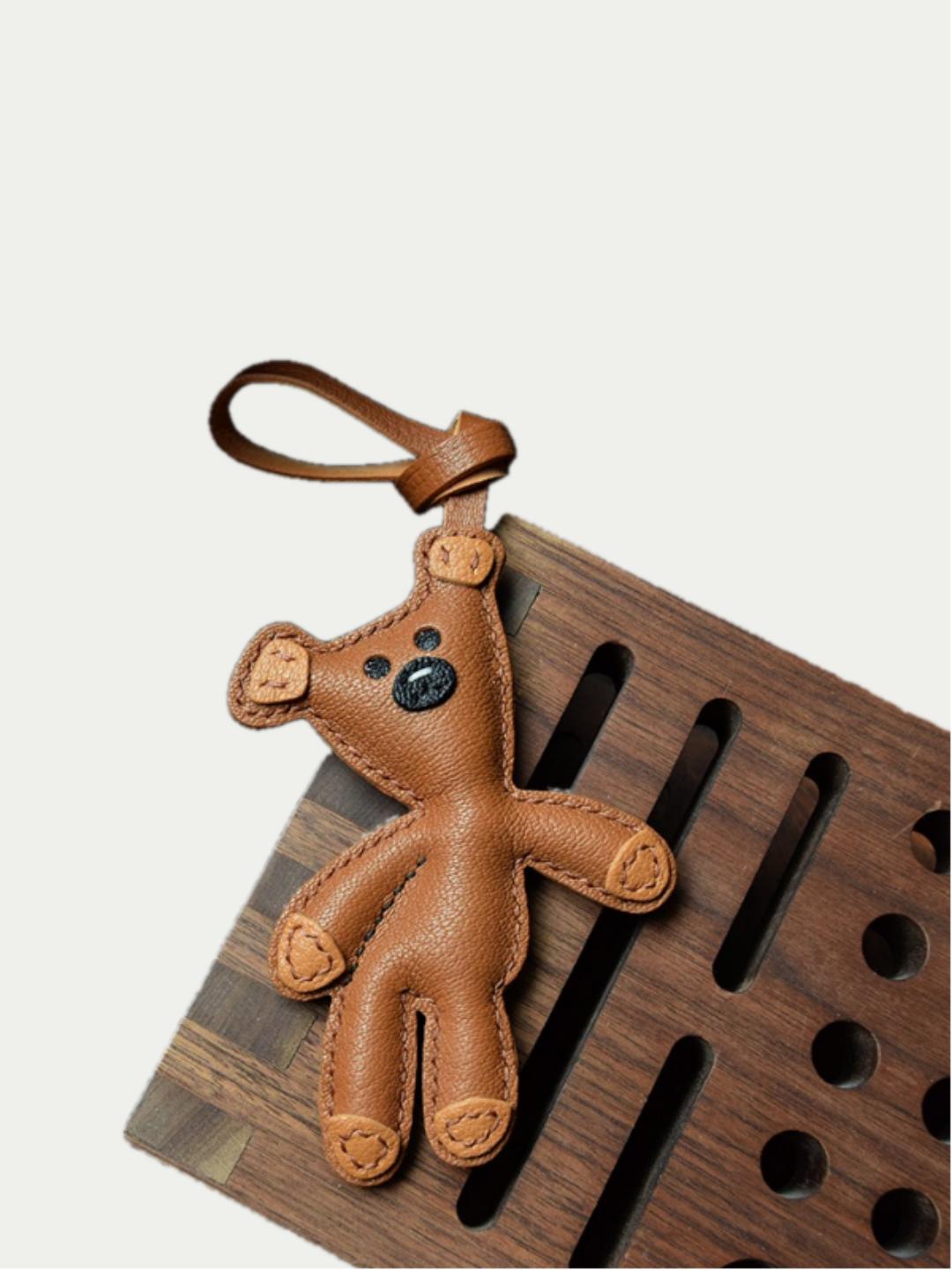 little bear bag charm gift
luxury handmade gift set
French sheepskin handmade keychain