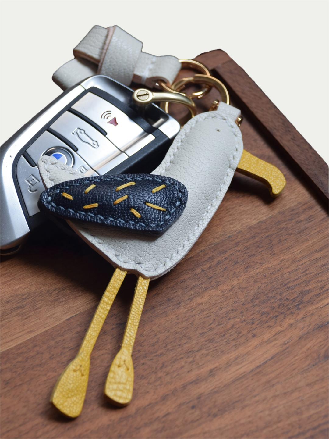 seagull bag charm gift
luxury handmade gift set
French sheepskin handmade keychain
