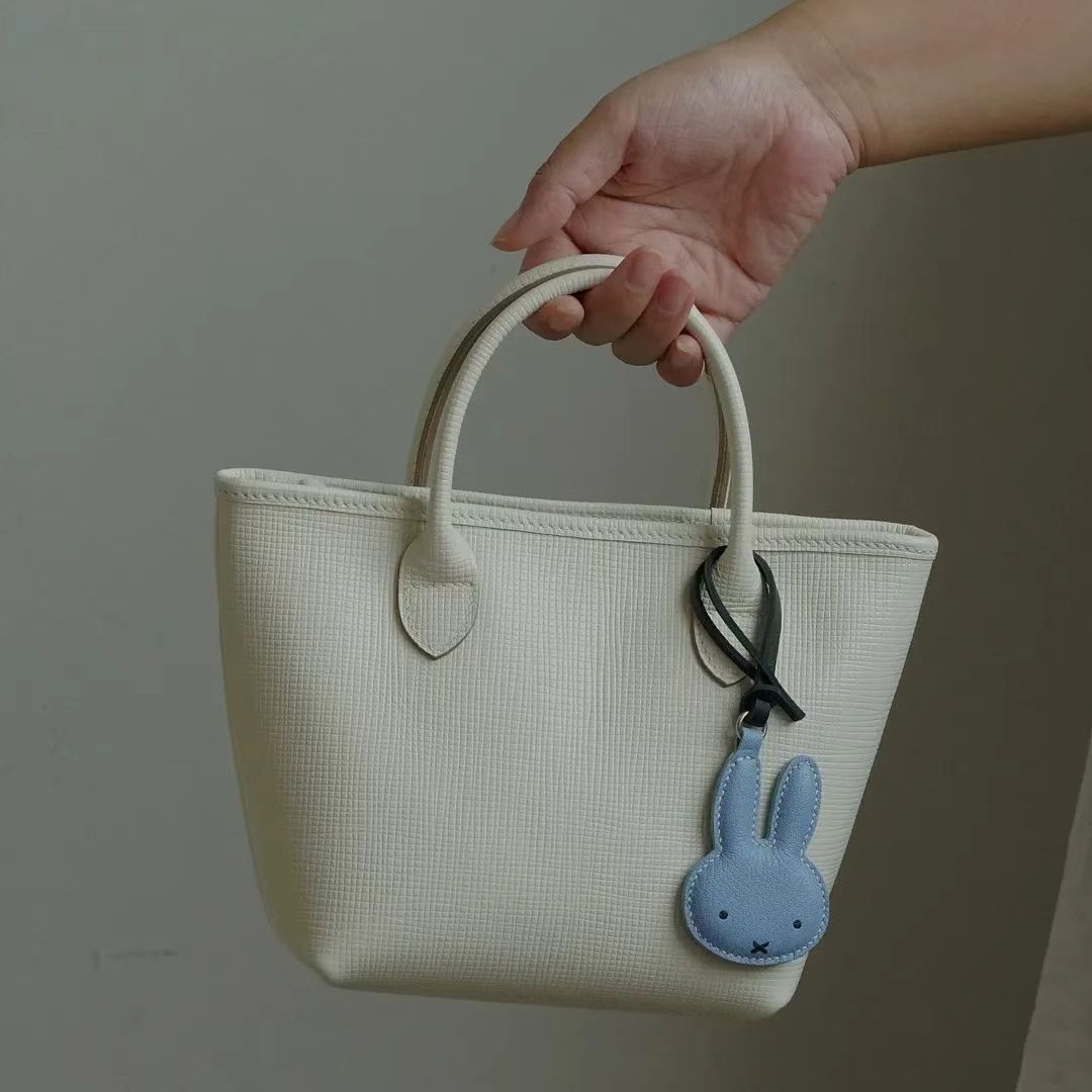 rabbit bag charm gift
keychain
birthday gift
Christmas gift