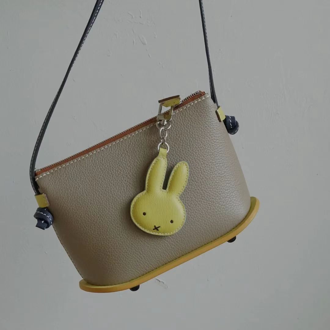 rabbit bag charm gift
keychain
birthday gift
Christmas gift