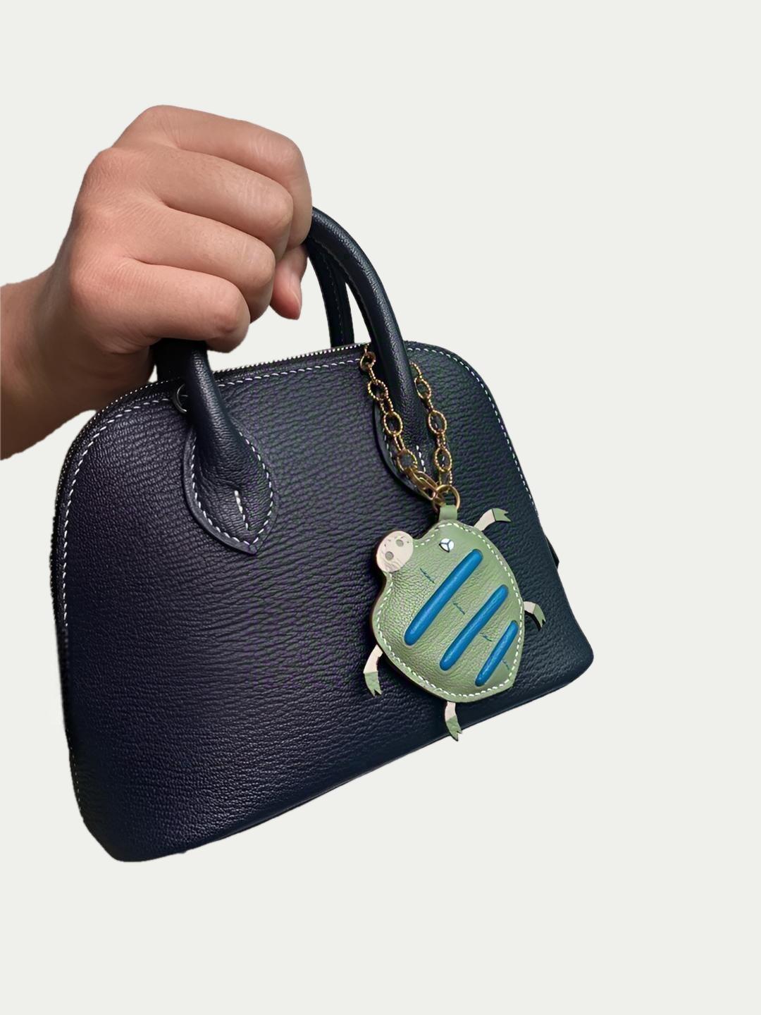 sea turtle bag charm gift
keychain
birthday gift
Christmas gift