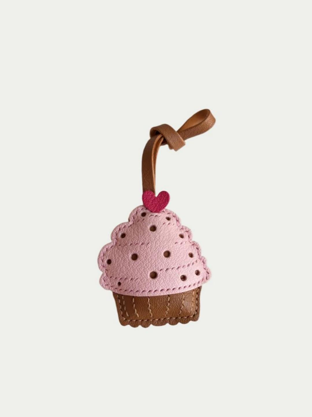 Sweet dessert bag charm accessory
Cute food leather bag charm
Handmade French lambskin cake bag charm
Cute mini cake bag charm handmade leather
French lambskin cake bag charm
Handmade cake bag charm
Sheepskin cake bag pendant
Leather cake bag charm