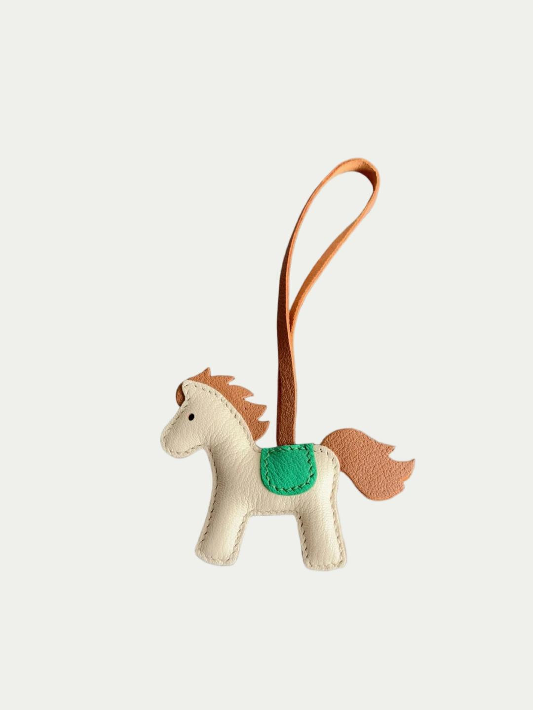 Birthday gift horse leather bag charm
Handmade French lambskin horse bag charm
Genuine sheepskin pony bag charm for handbag
Cute horse bag charm handmade leather
Luxury French lambskin horse bag pendant
Soft sheepskin horse keychain bag charm
French lambskin horse bag charm